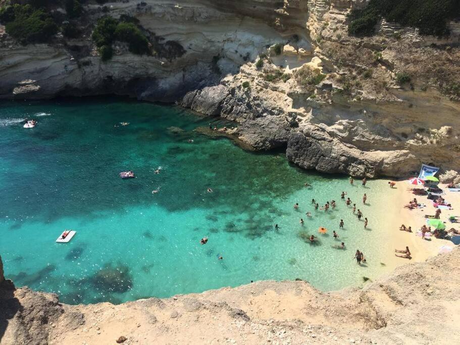 Casa Vacanze La Casa Di Katia Castro  Dış mekan fotoğraf